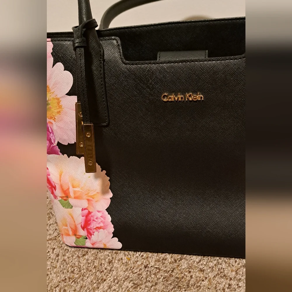 Calvin Klein calvin klein
